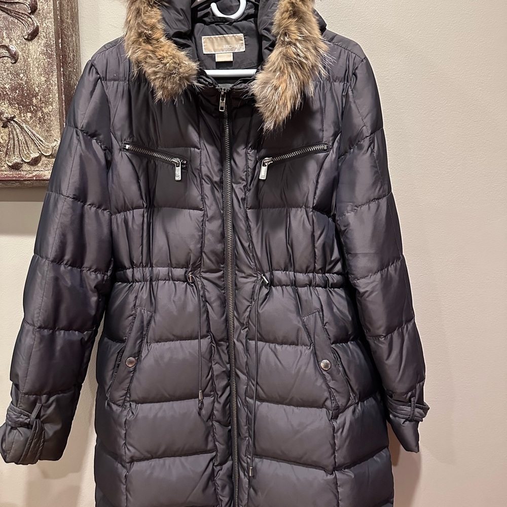 MICHAEL Michael Kors Black Puffer Jacket with Faux Fur Trim